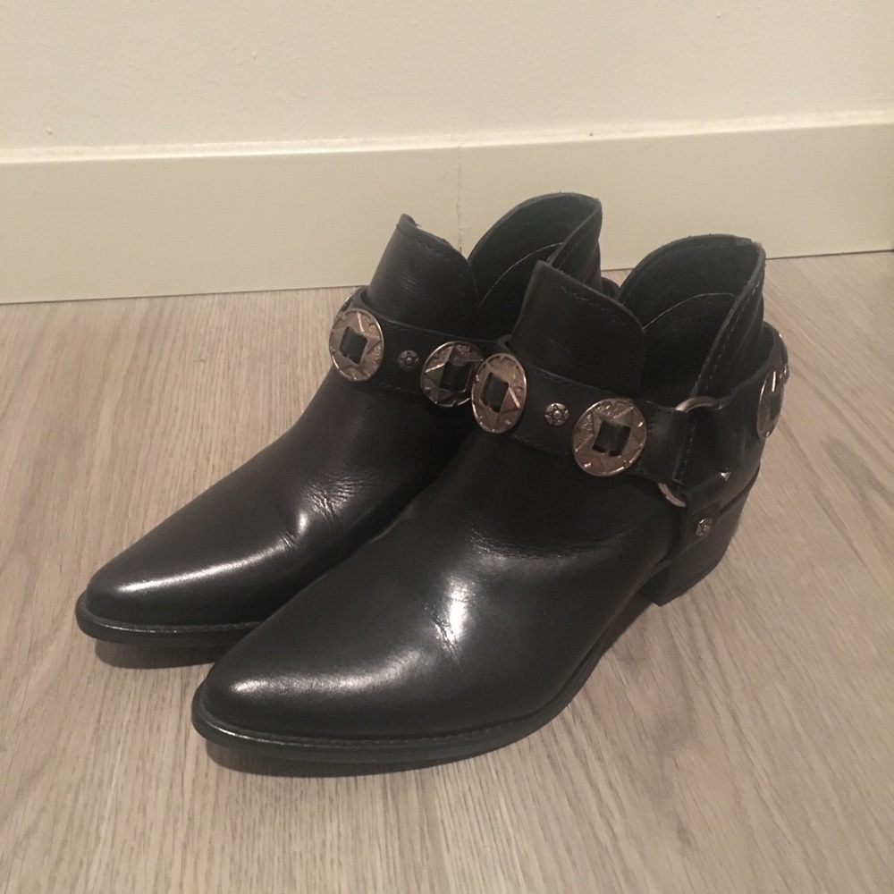 Steve Madden booties